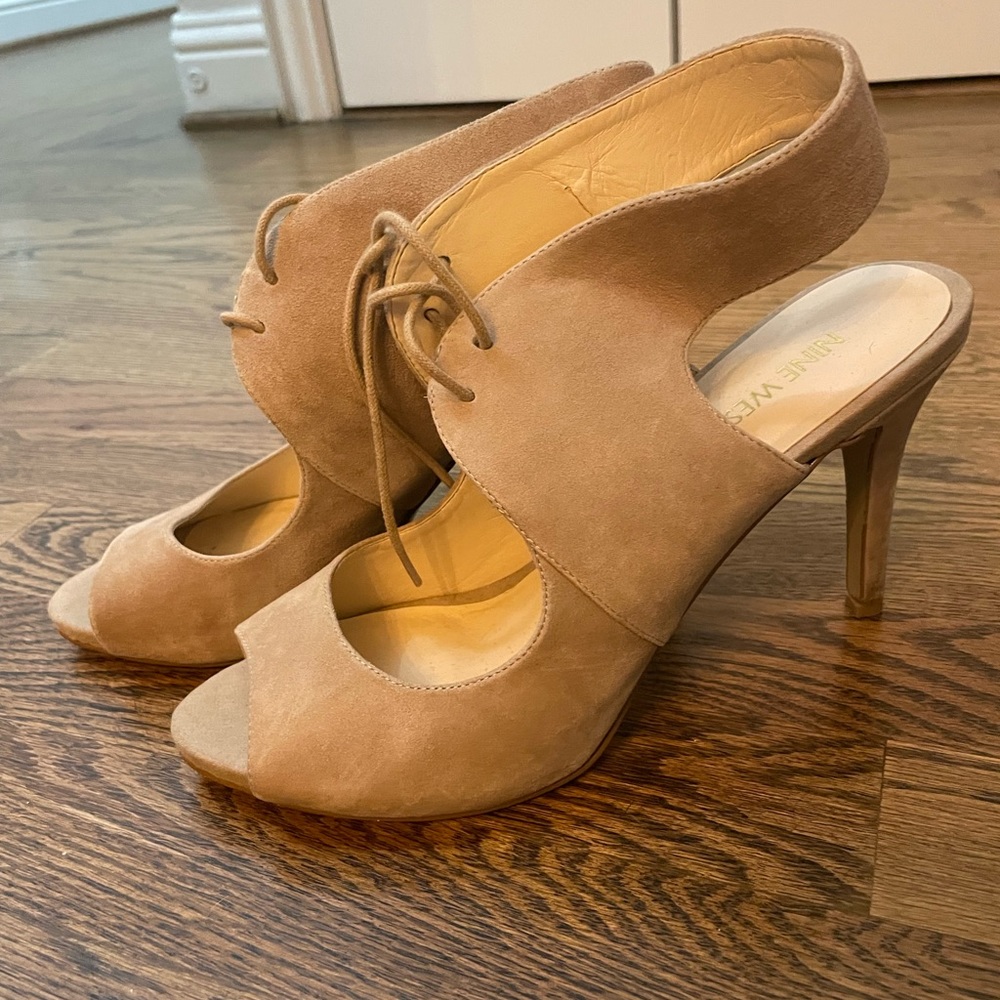 Nine West taupe suede lace up open toed heels. Size 8.5 - Picture 3 of 4